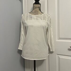 Chic Ivory Lace Women's Blouse
